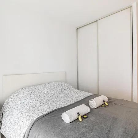 Guestready - Bright In The 17th Arr. Apartment